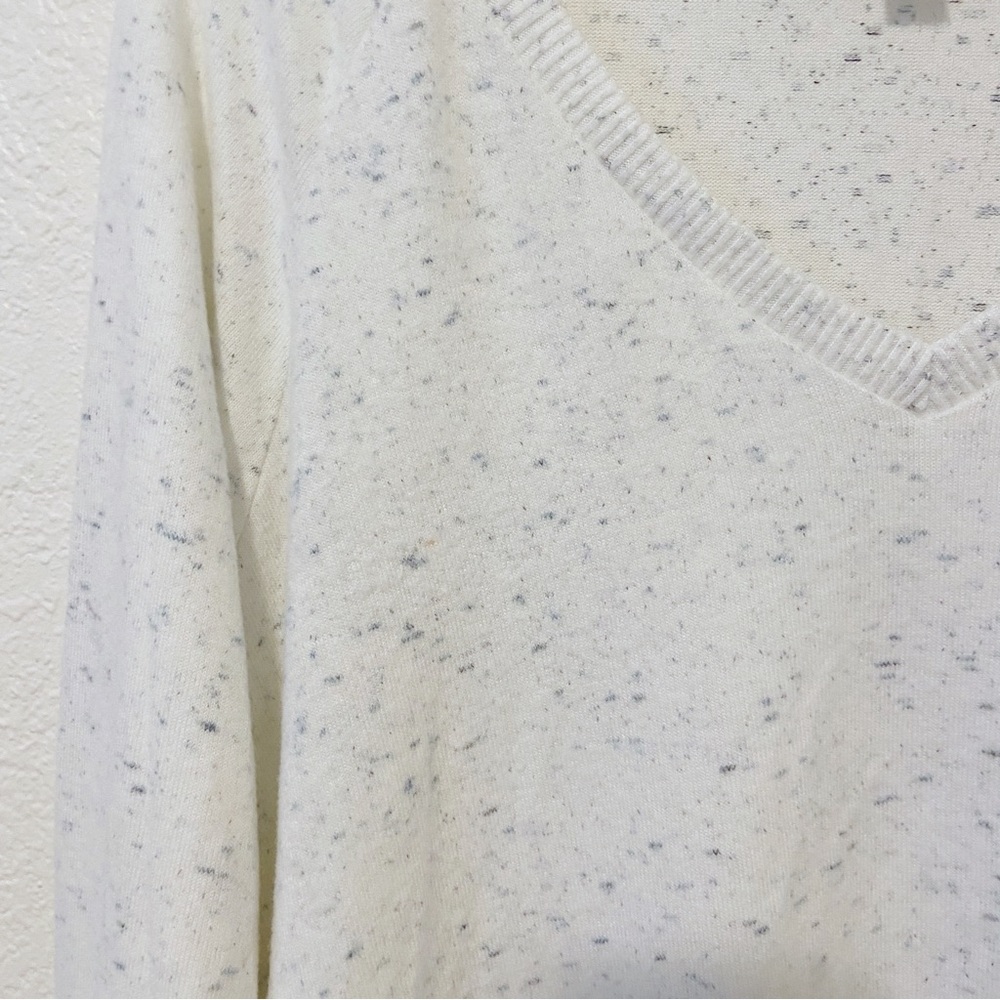 Anthropologie Sweater - Picture 6 of 11